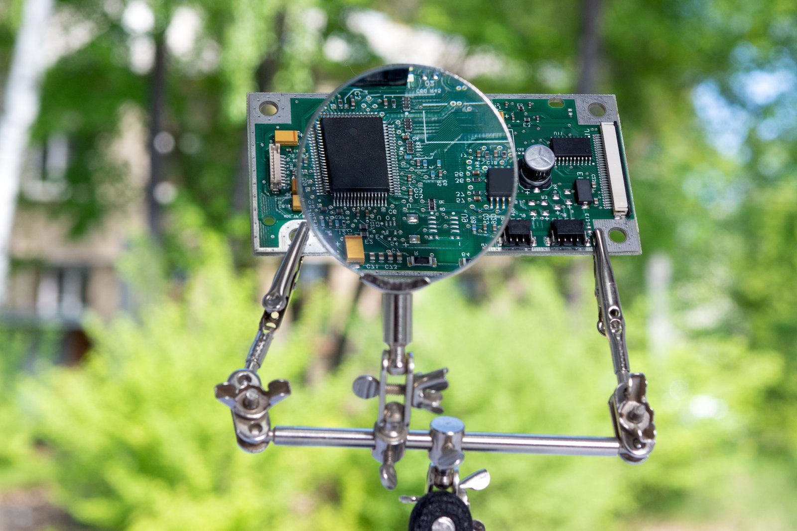 Automated Data Warehouse Management